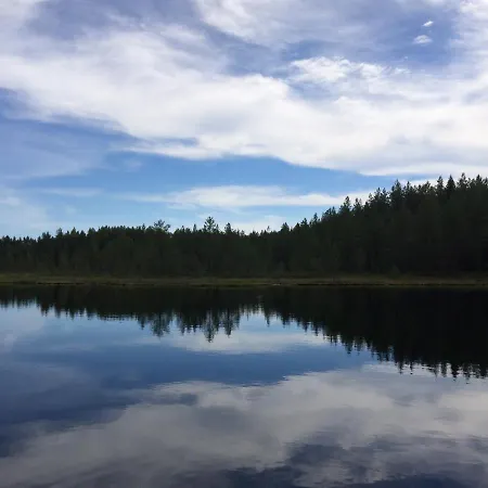 Seitsemisen Torpat Log Chata